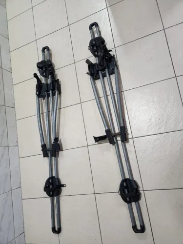 Par de Suportes de Bicicleta para Teto Thule Freeride (02 Unidades) - Original e Completo