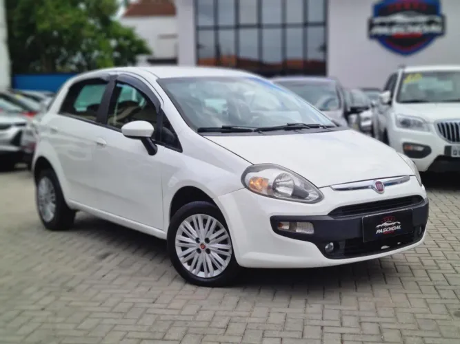 Fiat Punto Attractive 1.4 Fire Flex 8V 5P 2014