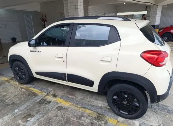 Renault Kwid Outsider 1.0 Flex 12V 5P Mec. 2020