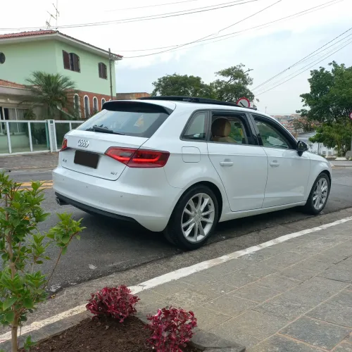 Audi A3 Sportback 1.8 16V TFSI S-tronic 5P 2014
