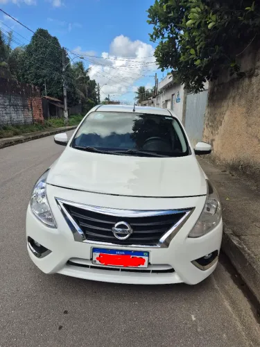 Nissan Versa SL 1.6 16V Flexstart 4P Aut. 2017