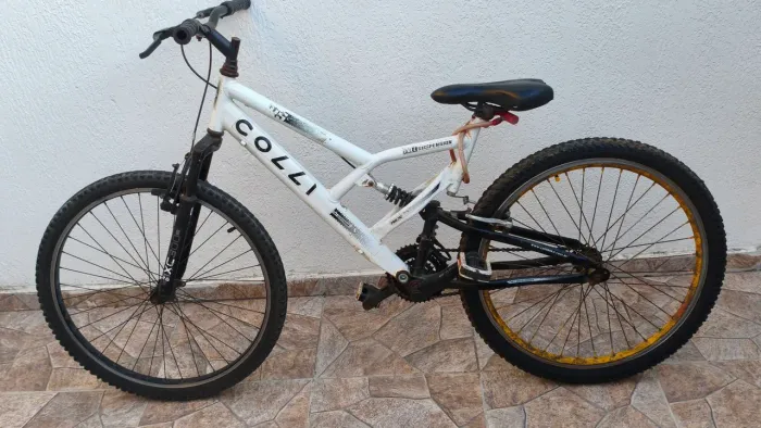 Bicicleta aro 26