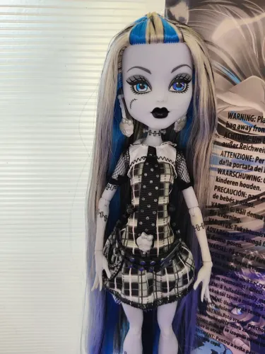 Boneca Frankie reel drama monster high