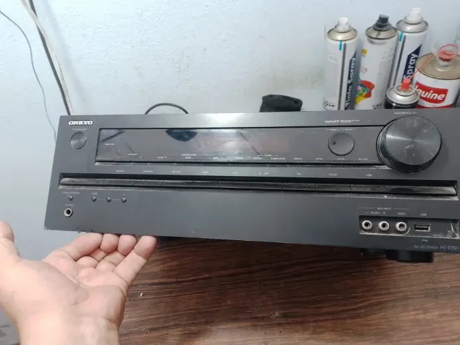 Receiver onkyo HTR391