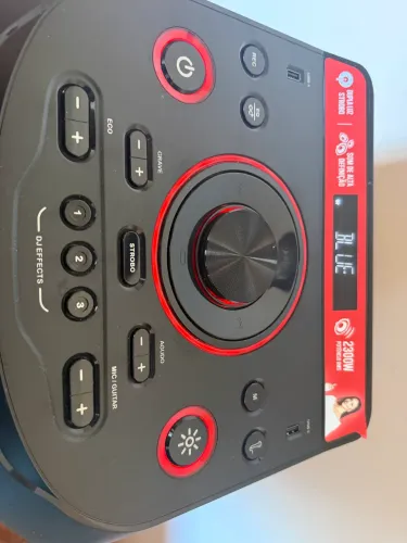 Torre de Som 2300W Aiwa