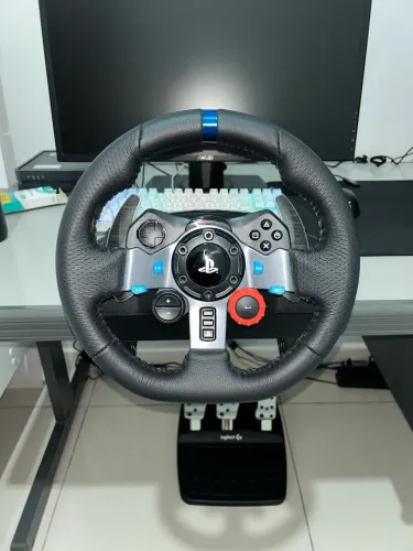 Volante Logitech G29 Driving Force | pouquíssimo uso, estado de novo