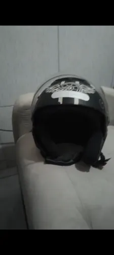 Capacete preto Tam 60