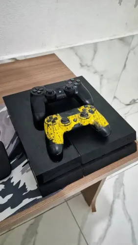 PS4 - 500GB - SEM LEITOR DE DISCO
