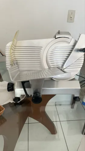 Fatiadora de Frios Sirman 300