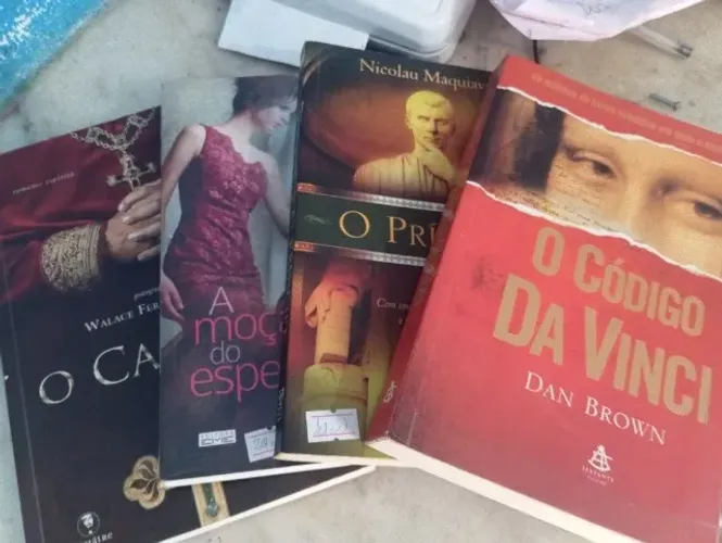 Livros Combo barato