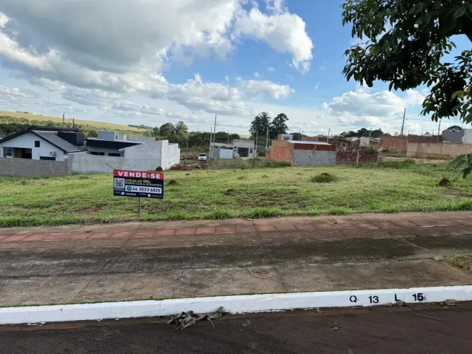 Imóvel para venda com 300 metros quadrados em Jardim Santa Rosa - Campo Mourão - PR