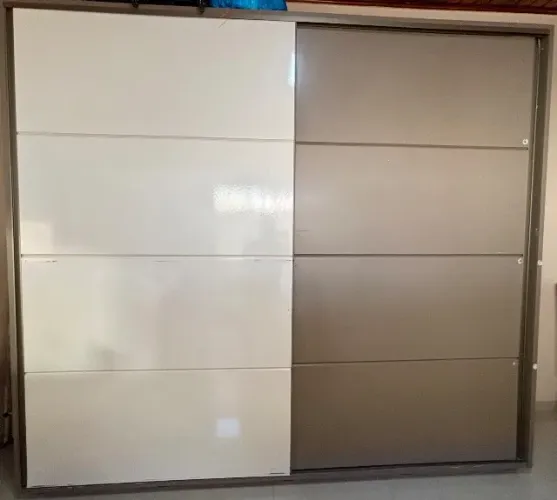 Roupeiro de casa grande a venda em Macapá