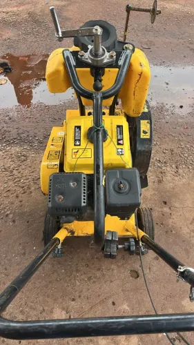 VENDE-SE CORTADORA DE CONCRETO