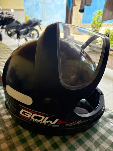 CAPACETE PRETO