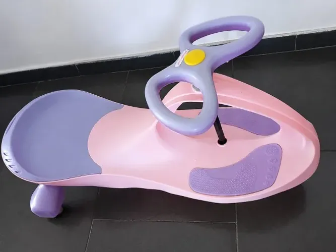 Carrinho De Rolimã Com Led Infantil Luzes Até 100kg Giro 360