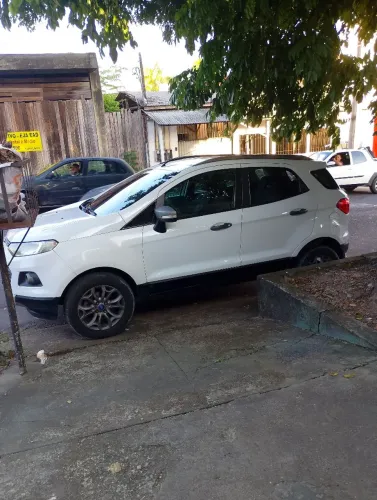 Ford Ecosport Freestyle 1.6 16V Flex 5P 2014