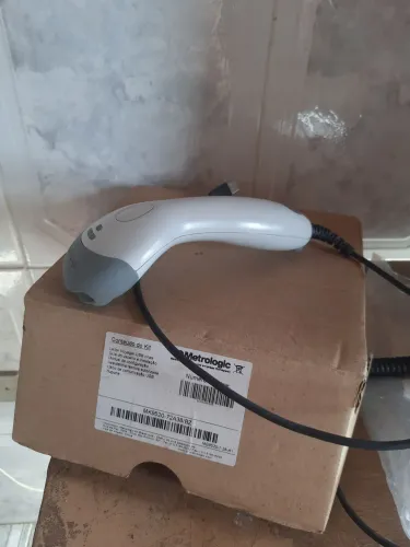 Leitor de código de barras Honeywell Voyager 1250g, sem uso