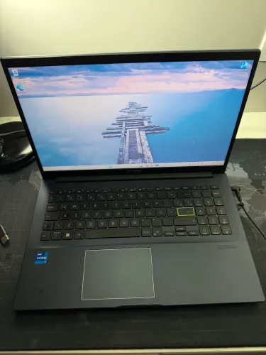 ASUS VivoBook 15 - VENDO