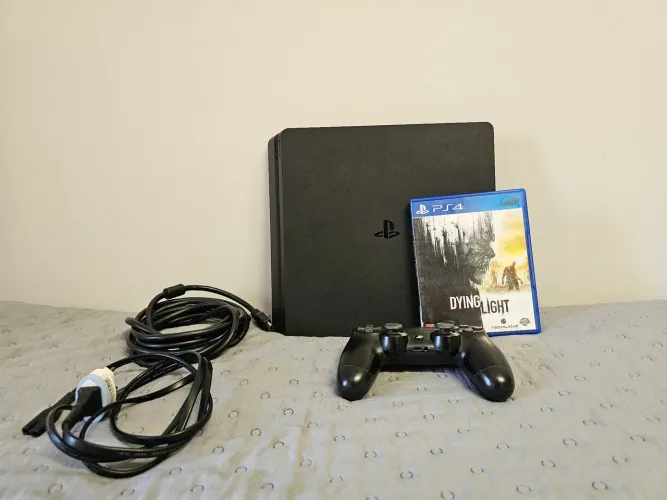 Ps4 slim usado + controle + Dying Light (fisica)