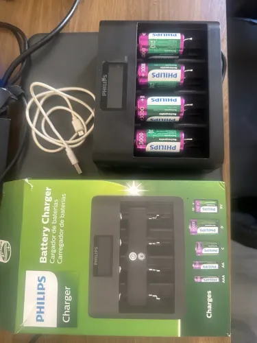 Carregador Pilhas Philips Universal Aa Aaa C D Bat 9v Usb