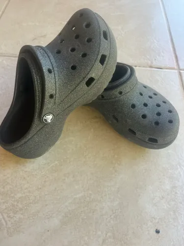 crocs original plataforma preto com glitter