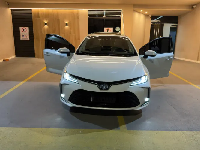 Toyota Corolla Altis Prem. Hybrid 1.8 Flex AUT 2023
