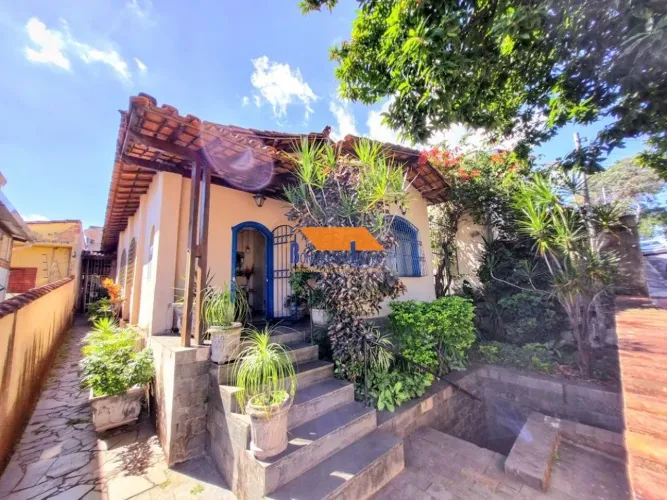 Casa de 3 quartos no bairro Santo André