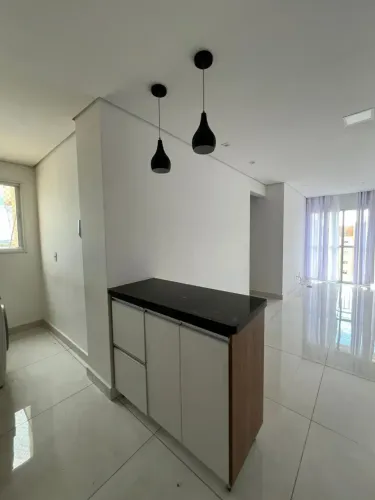 apartamento para alugar com armários planejados e 3 quartos 1 suíte bairro carumbe