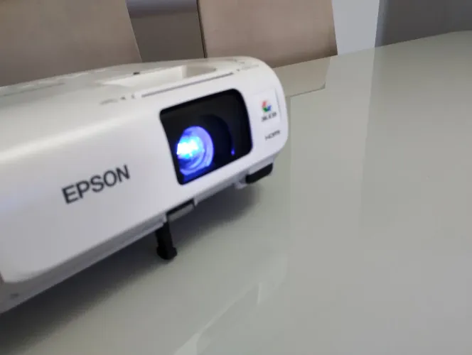 Projetor Epson S17