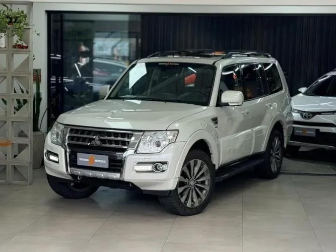 Mitsubishi Pajero HPE Full 3.8 V6 250cv 3P Aut. 2019