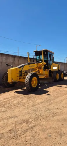 PATROL VOLVO G930 ANO 2013 PRA SAIR RÁPIDO