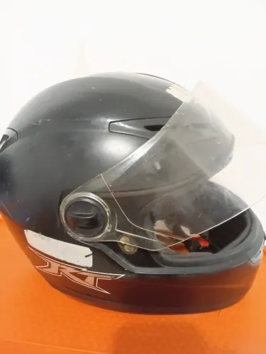 Capacete usado RT