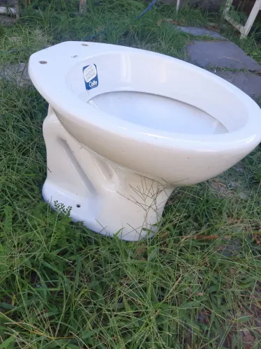 Vaso Celite Novinho em boas condições de uso