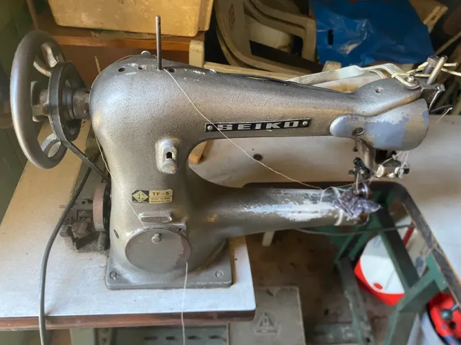 Máquina de costura industrial Seiko