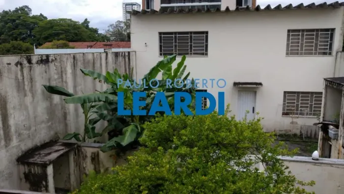 CASA ASSOBRADADA - JARDIM - SP