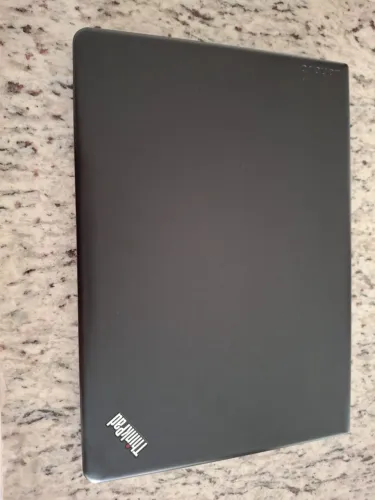 Lenovo ThinkPad E470 i5 7a Gen | 16GB RAM | SSD 500GB | Excelente Estado