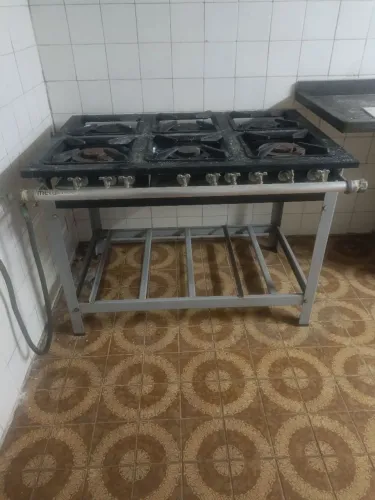 Fogão Industrial 6 Bocas - Alta Potência, Ideal para Restaurantes, Lanchonetes e Comércios