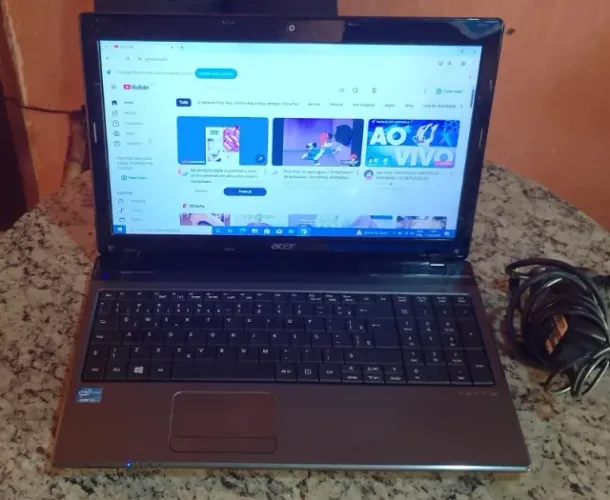 Notebook Rápido/Bom e Barato/ Core i3 2a ger/8gb/hdssd 128gb/tela grande 599,00