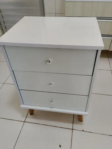 Mesa de Cabeceira