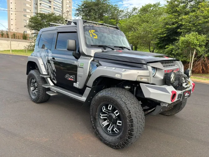 Troller T-4 XLT 3.2 2015