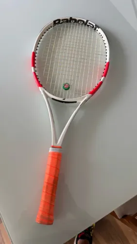 Babolat Pure Strike 100 300g 16x19 - Estado 9/10