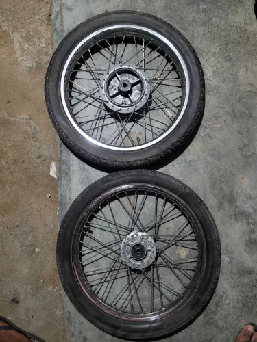 Jantas e pneu
