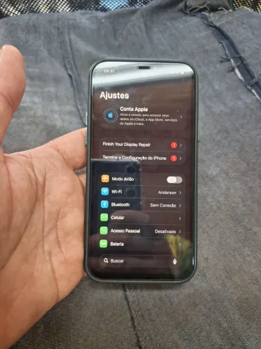 iPhone 12 Pro Dourado.
