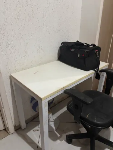 Mesa e cadeira escritório 