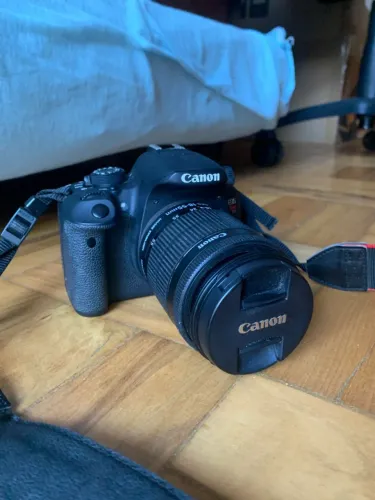 Câmera Canon T5i