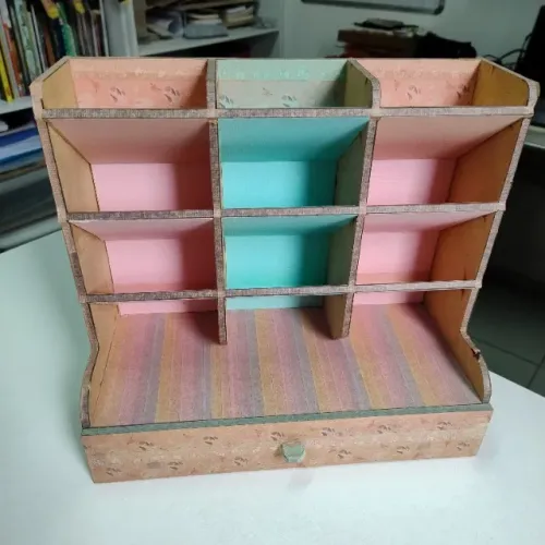 Porta-Lápis de MDF Rosa