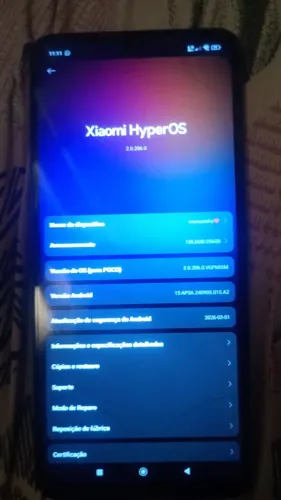 Vendo um celular semi novo 