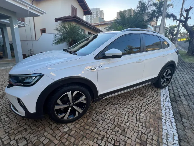 Volkswagen Nivus Highline 1.0 200 TSI Flex AUT 2021
