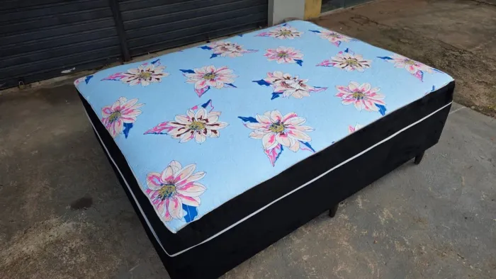 Cama de casal molas nova