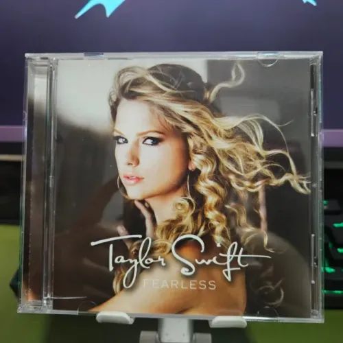 CD Taylor Swift - Fearless (Versão Internacional Importada)